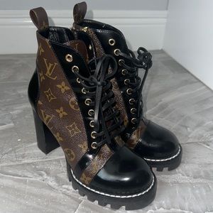 COPY - Authentic Louis Vuitton star trail ankle boot